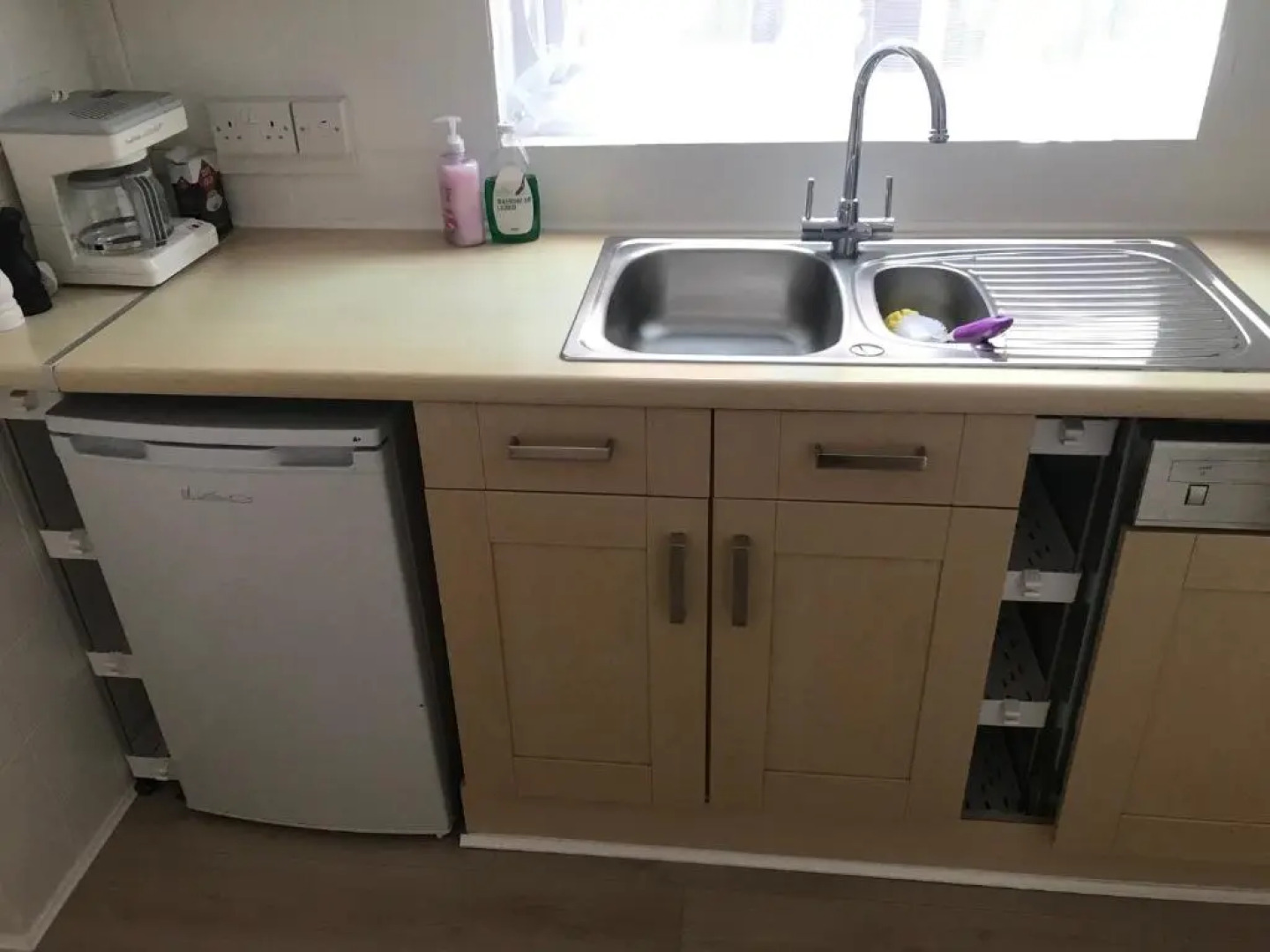 Bob's House quiet retreat in 3 bed house with gym