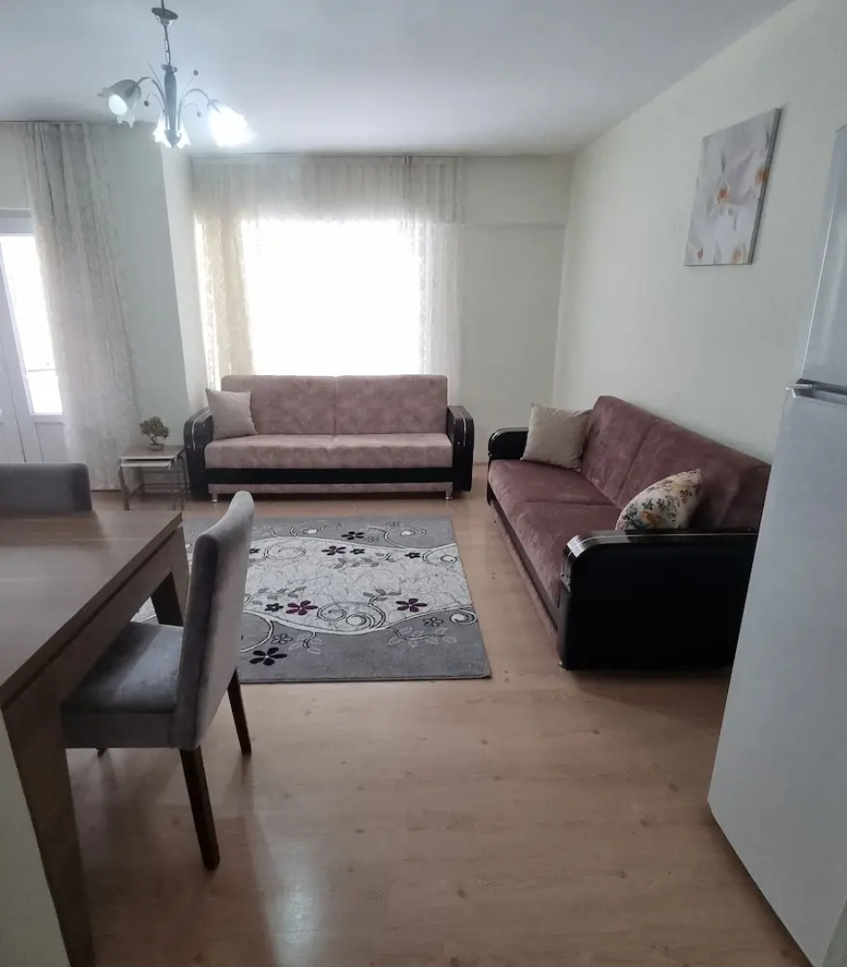 Keri̇mbey Apart