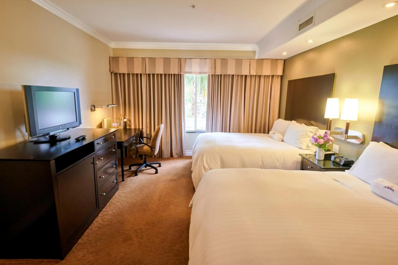 Bellasera Hotel & Suites Paso Robles, Tapestry by Hilton