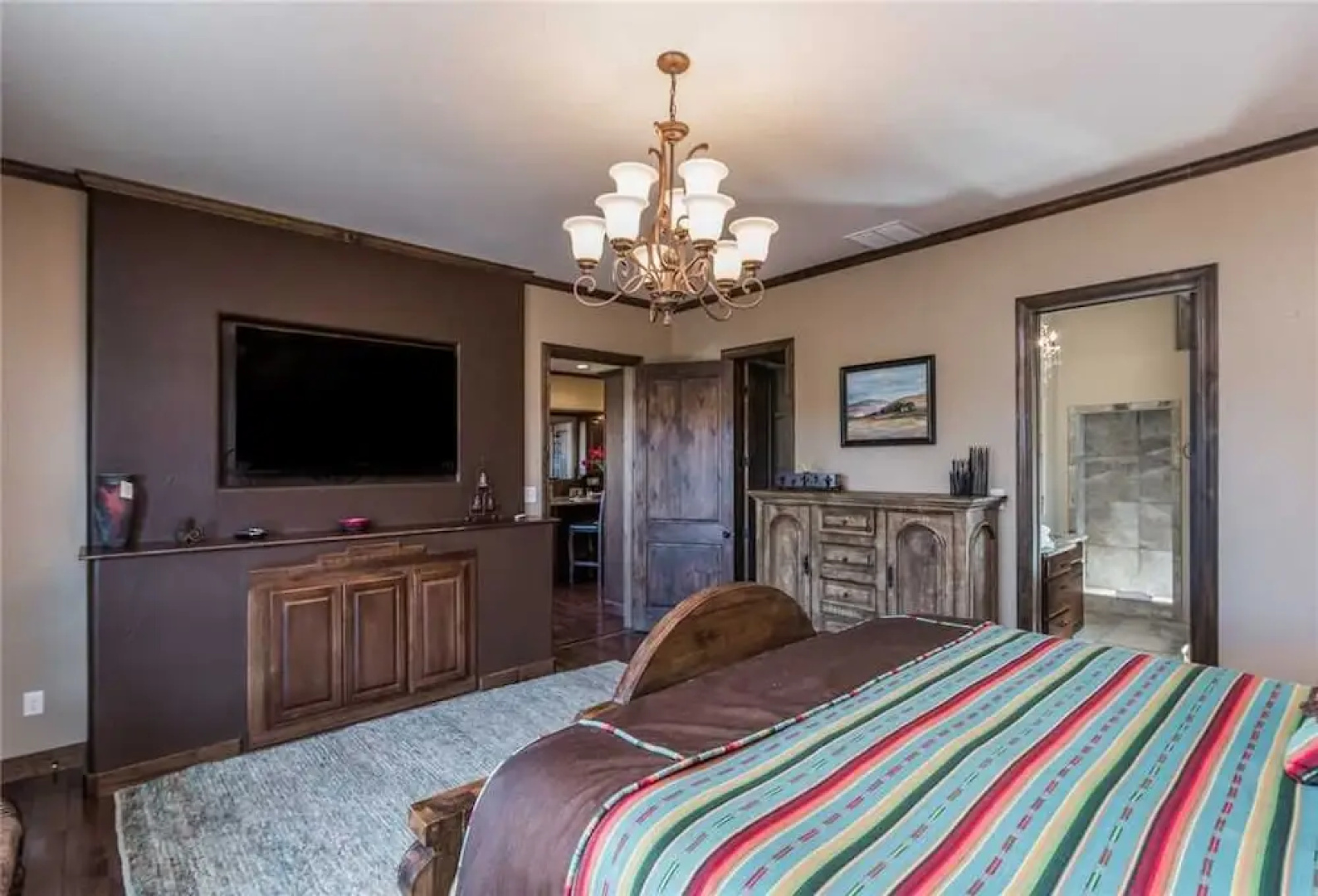Sky Hawk Lodge - Four Bedroom Cabin