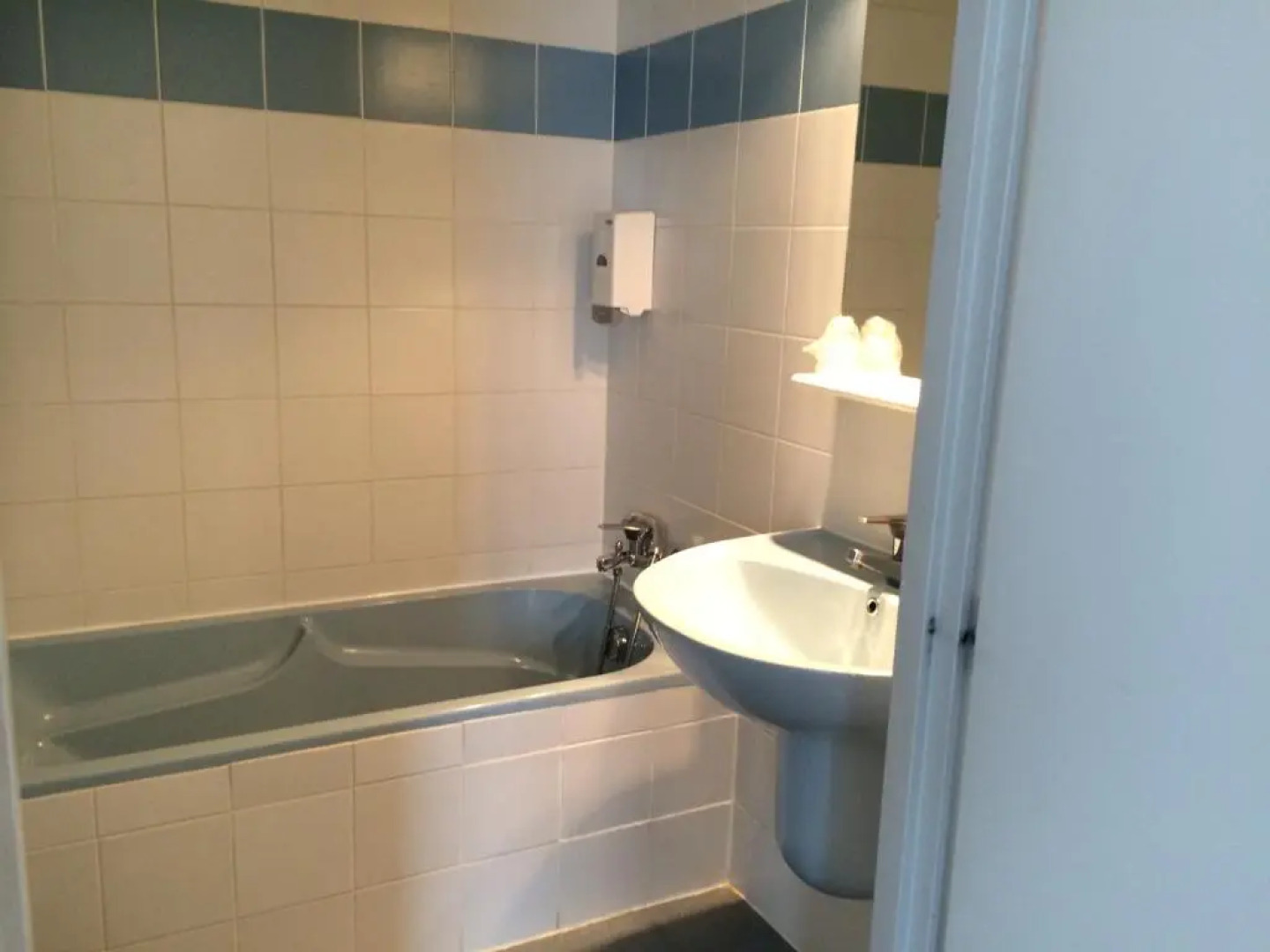 H¿tel-Restaurant Le Calice Du Gevaudan - A75