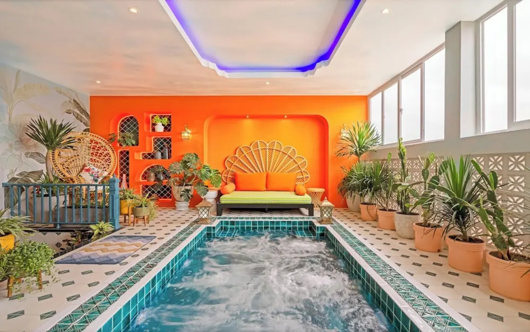 Pavillon Boutique Hotel & Apartment Nha Trang