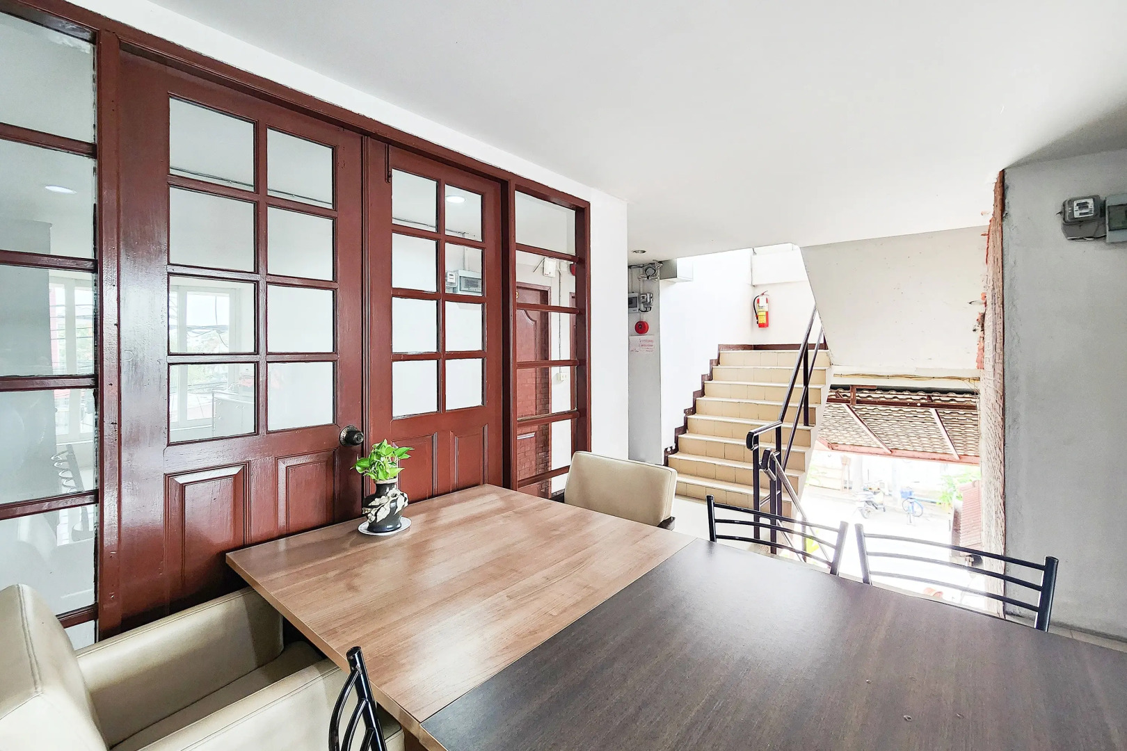 Freesia Bangphi Guest House by ZUZU