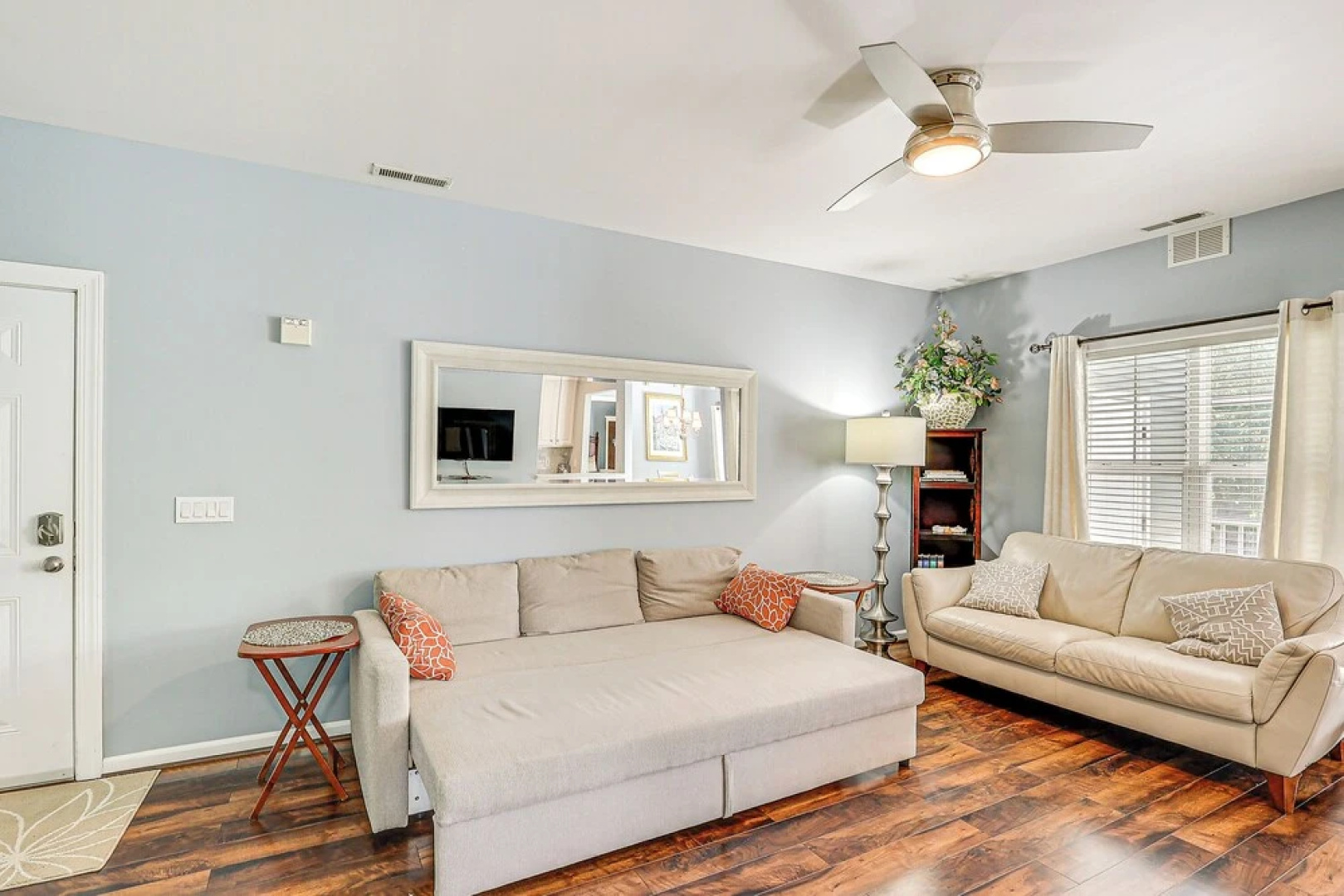 Community Pool & Private Balcony: Chic Lewes Gem