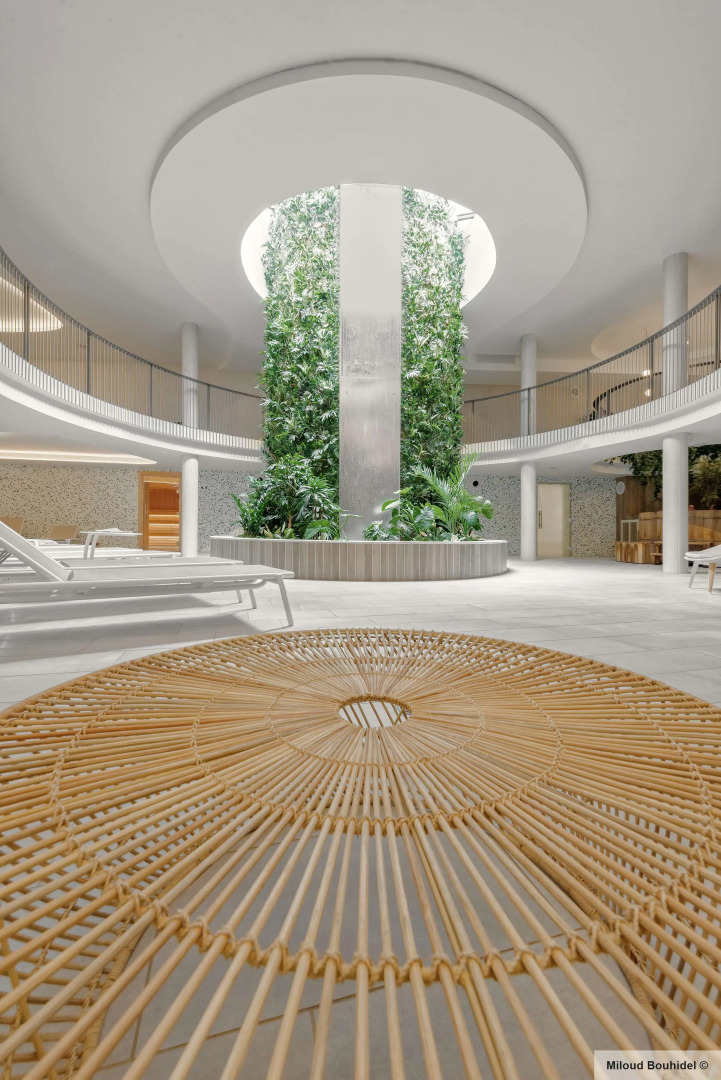 Golden Tulip Lyon Ouest Techlid - Hotel and Spa