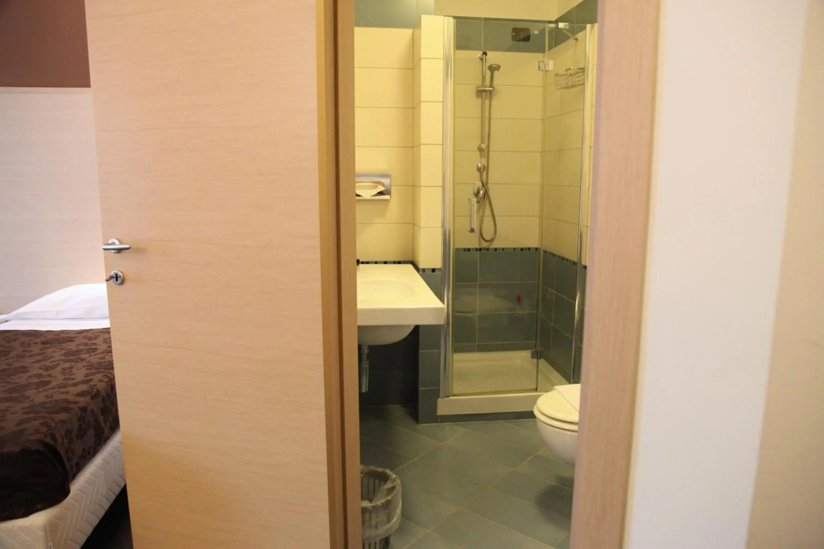 Hotel Sogni D'Oro Airport