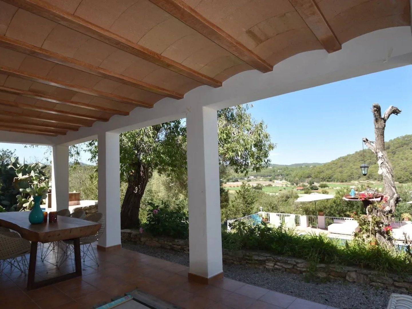 Charming Holiday House Within Walking Distance of Cala Llonga Beach and Village