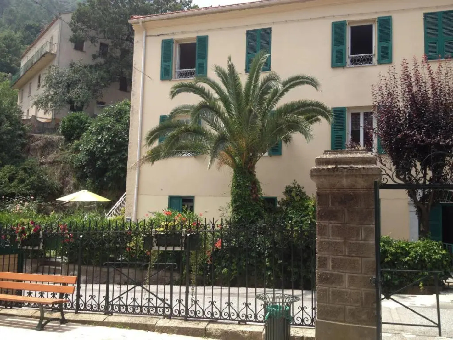 Charmant appartement avec jardin et terrasse