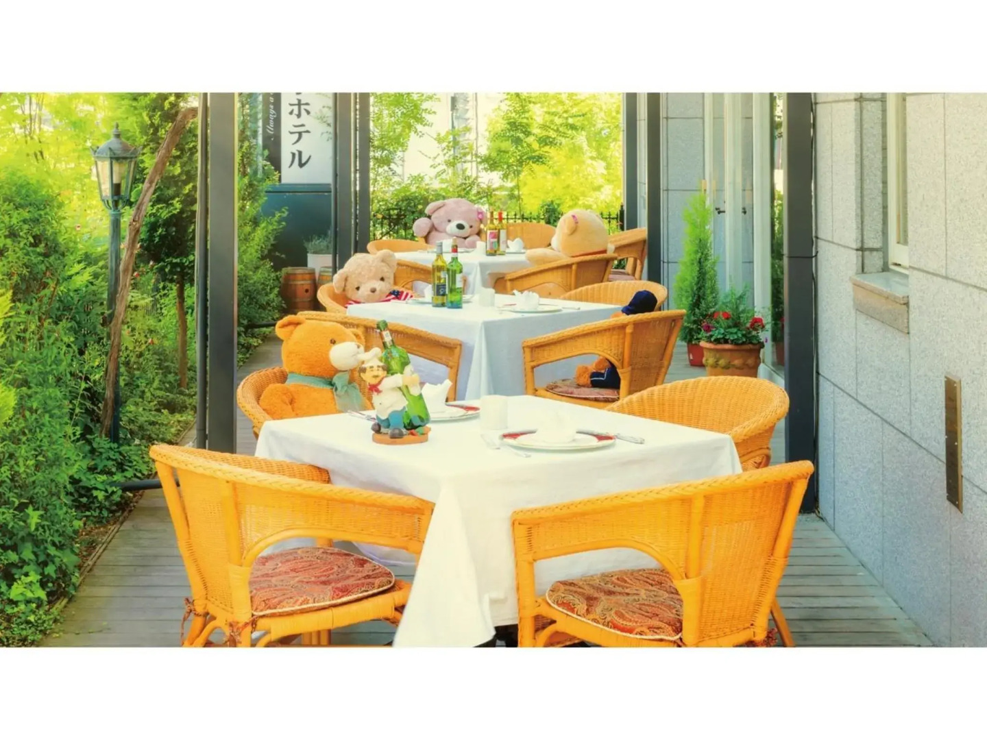 Old England Dogo Yamanote Hotel