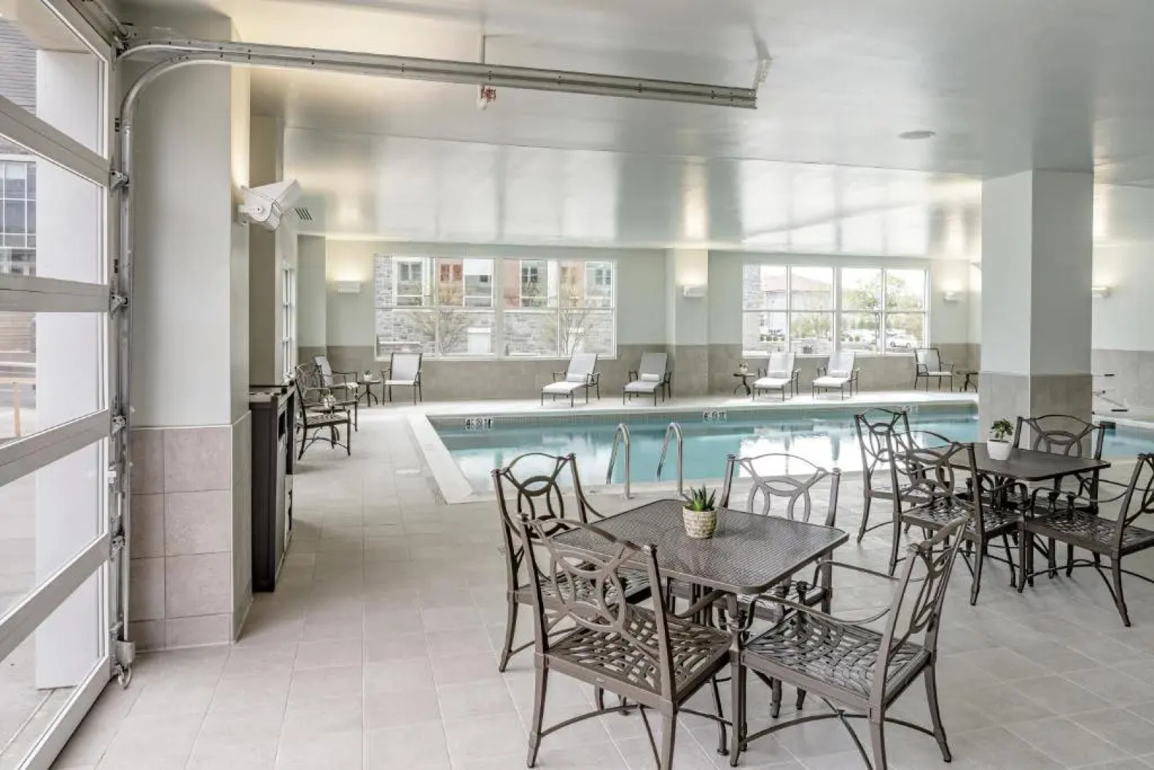 Hotel Madison & Shenandoah Conference Ctr