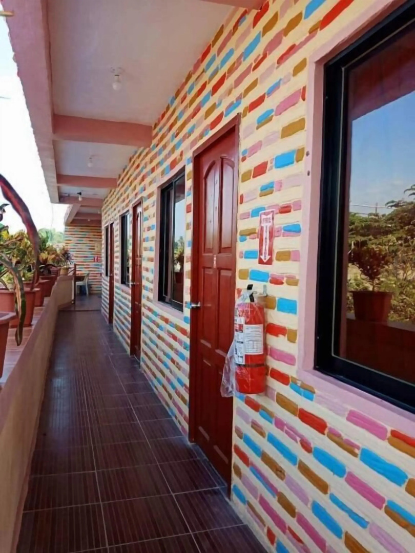 Ludy's Pension House