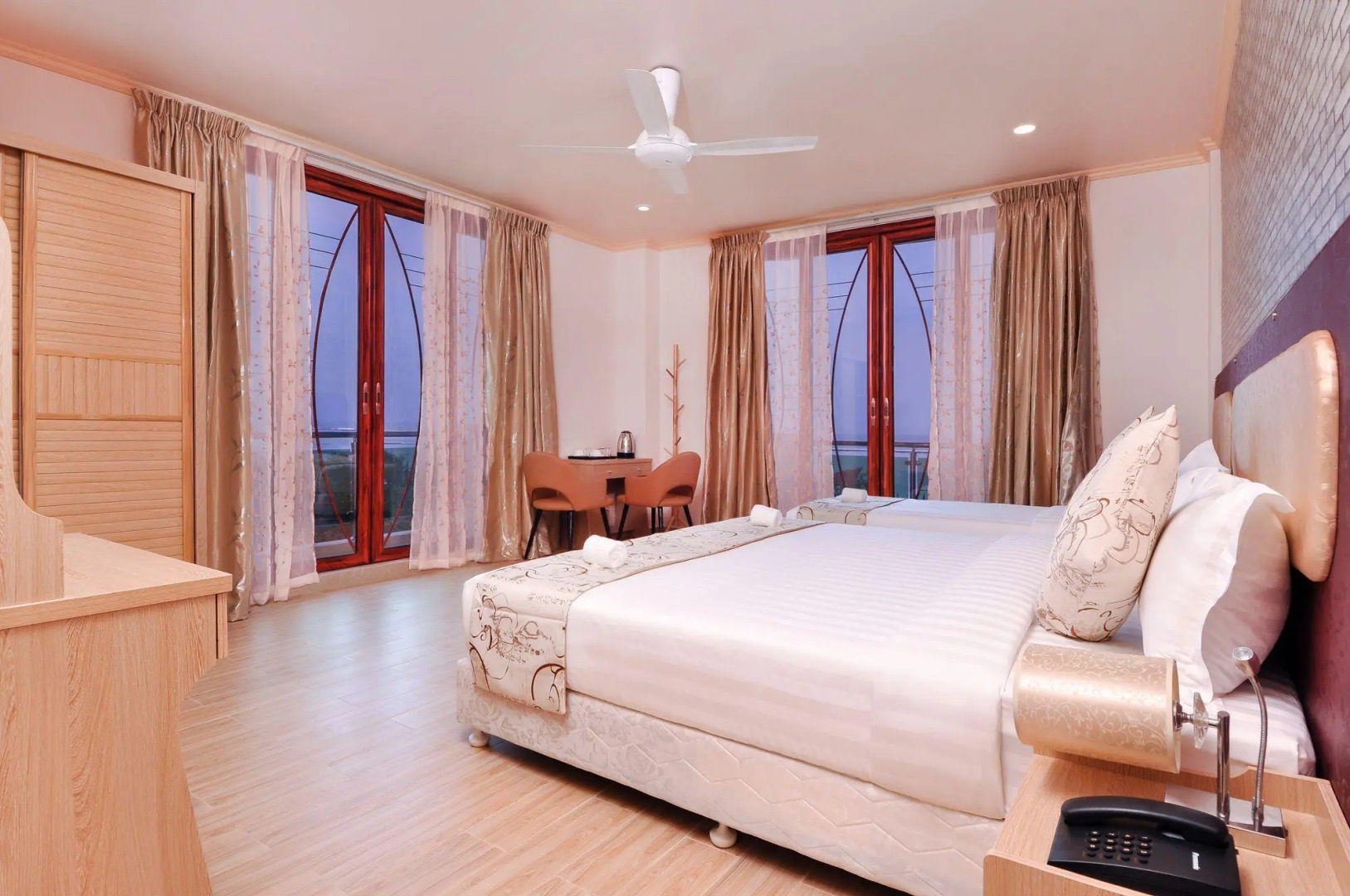 Отель Sunrise Beach and Spa