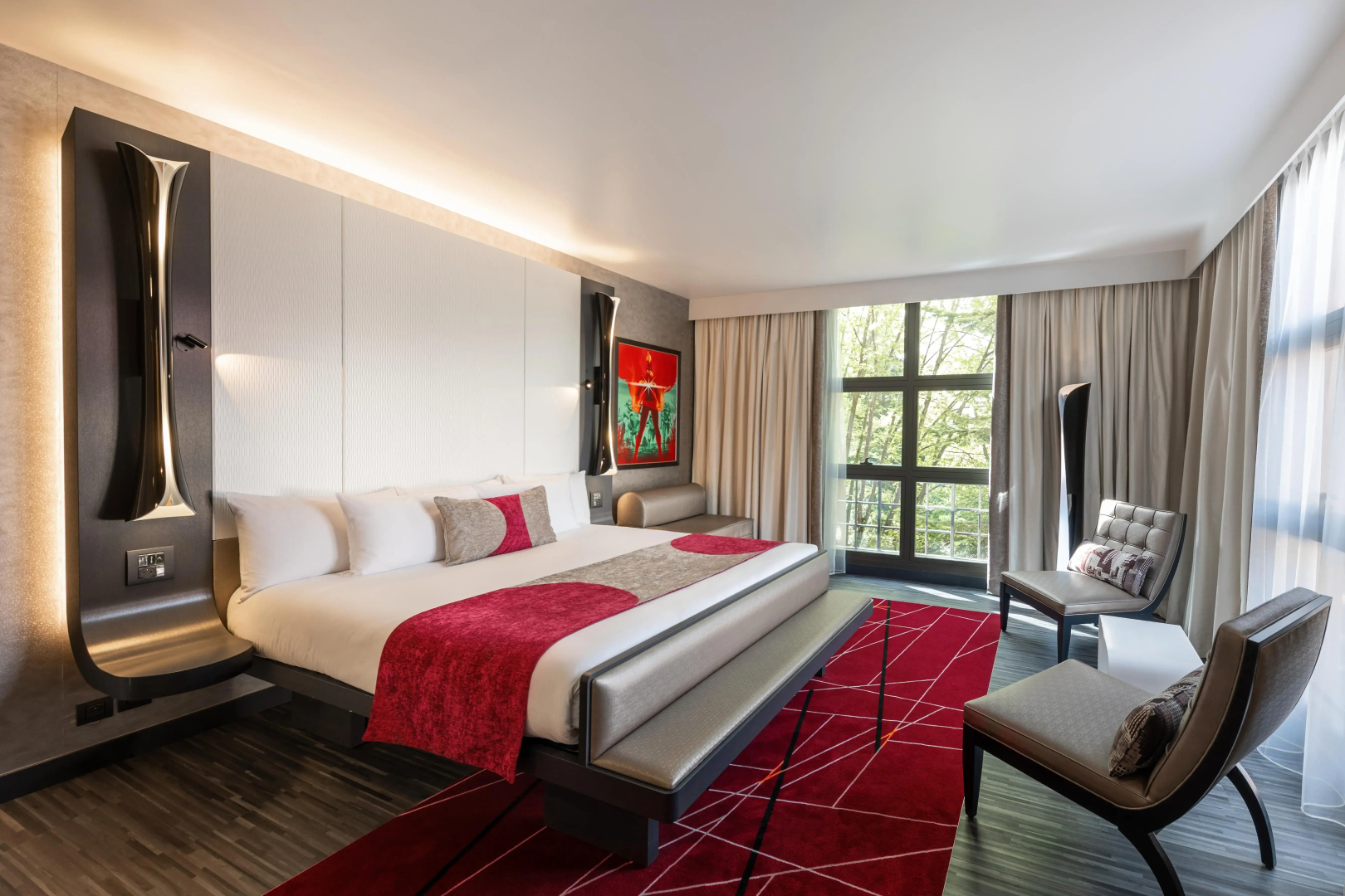 Disney's Hotel New York - The Art of Marvel
