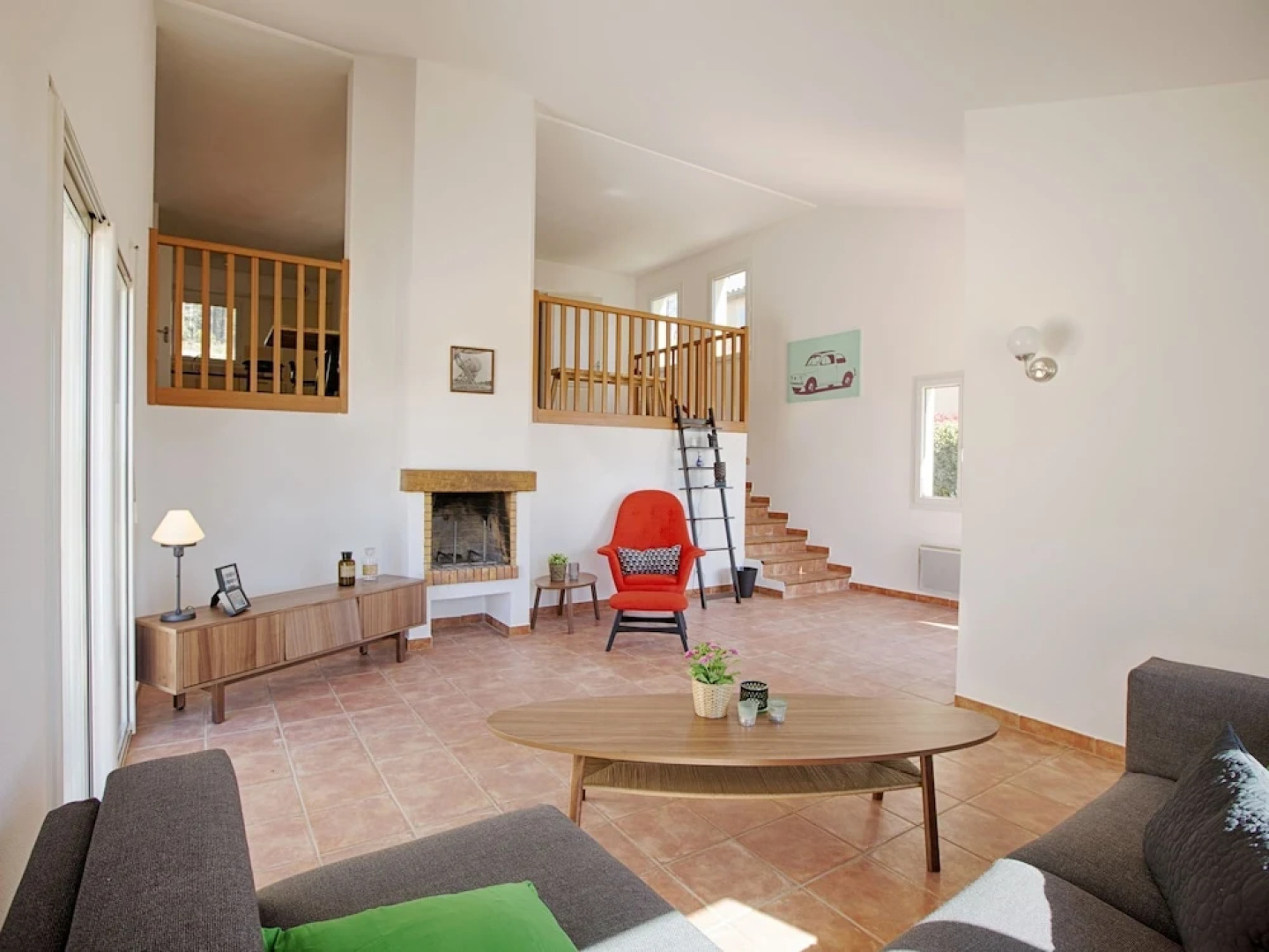 Beautifully located holiday villa with private swimming pool and lovely view!