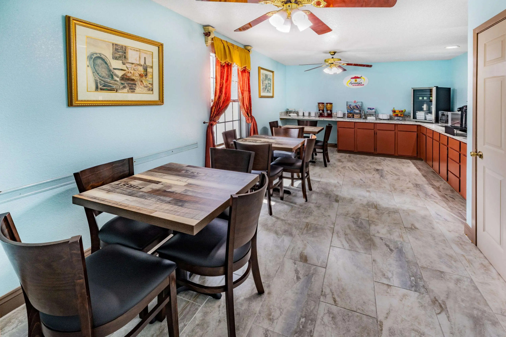 Super 8 by Wyndham Kinder/Coushatta near Casino