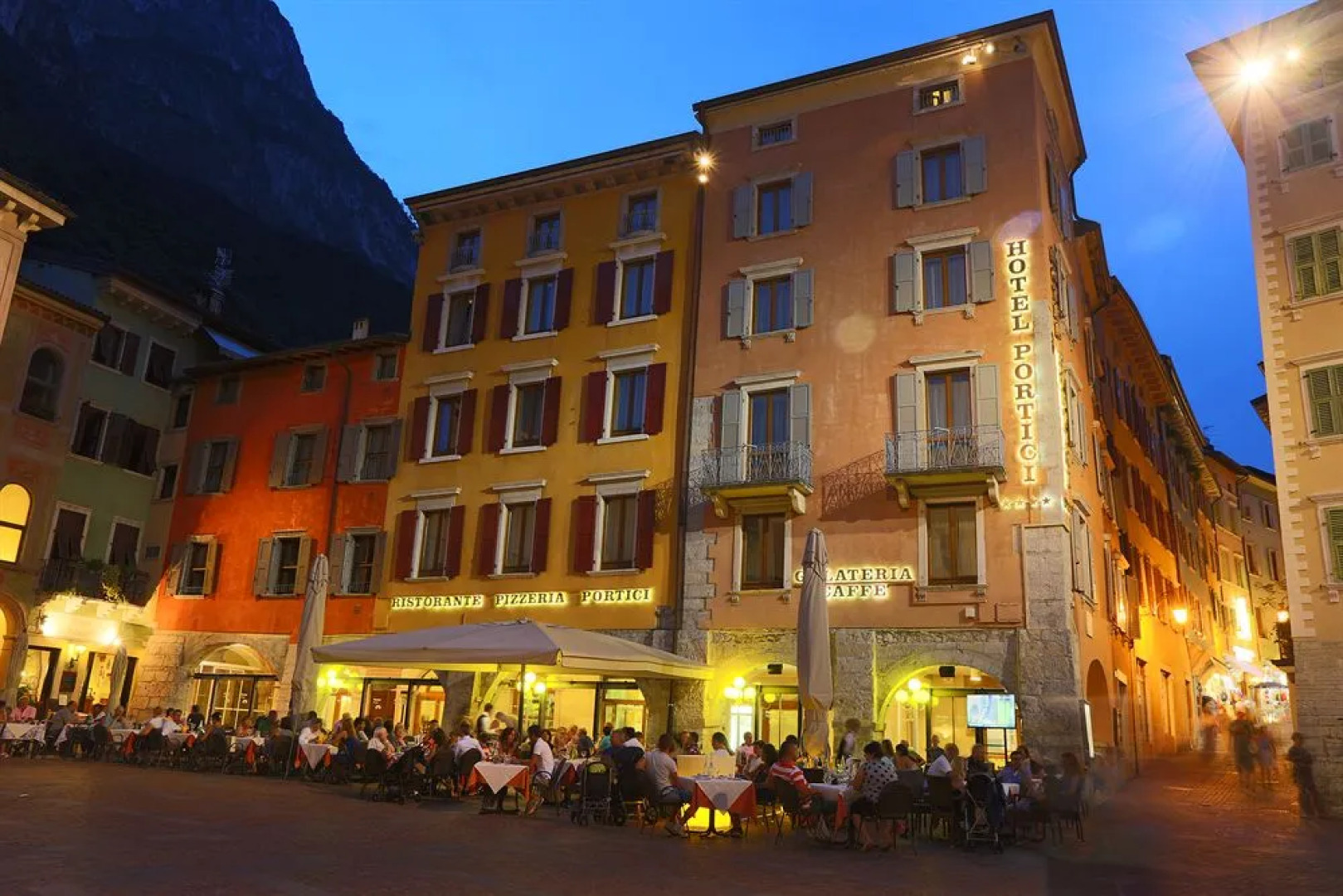 Hotel Portici