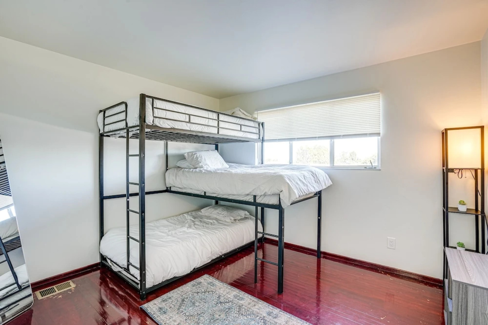 Pinole Oasis w/ Gazebo & Gas Grill: Close to Napa