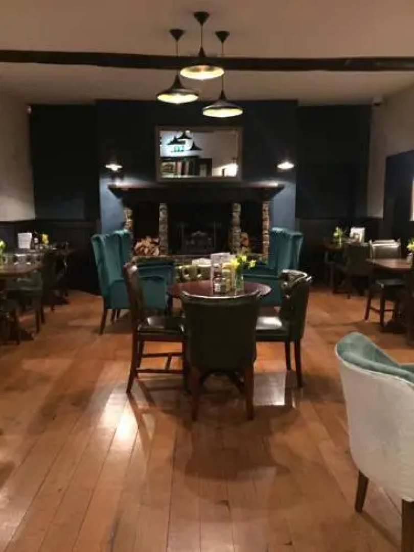 The George Hotel