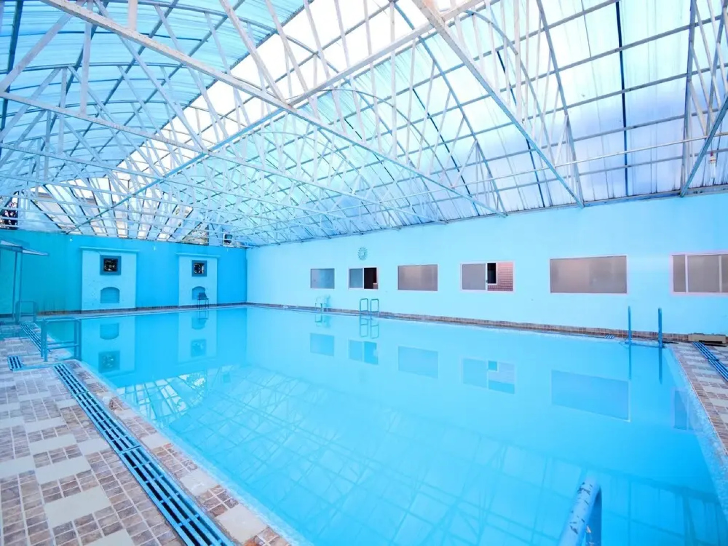 Capital O 38623 Pathankot Club