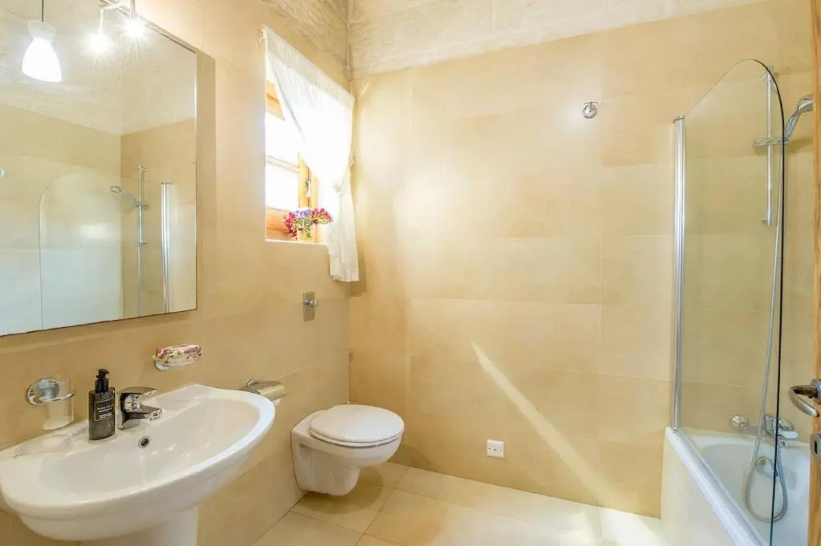 The Hamlet 2 Holiday Home