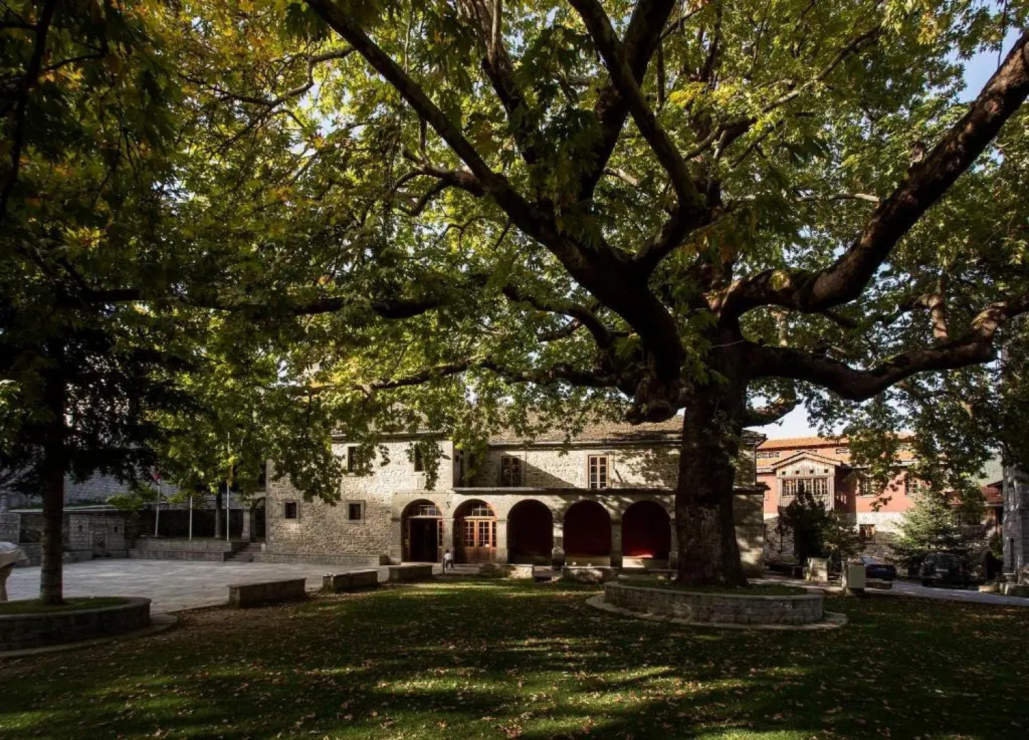 Katogi Averoff Hotel & Winery