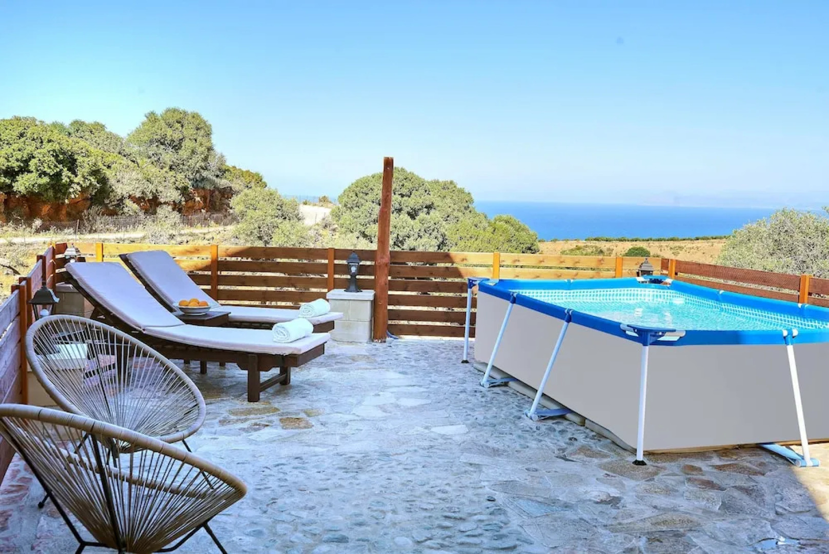 Achilleas Apartments