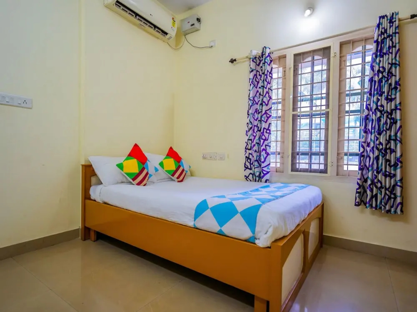 OYO 14081 Home Cozy Stay Elamakkara