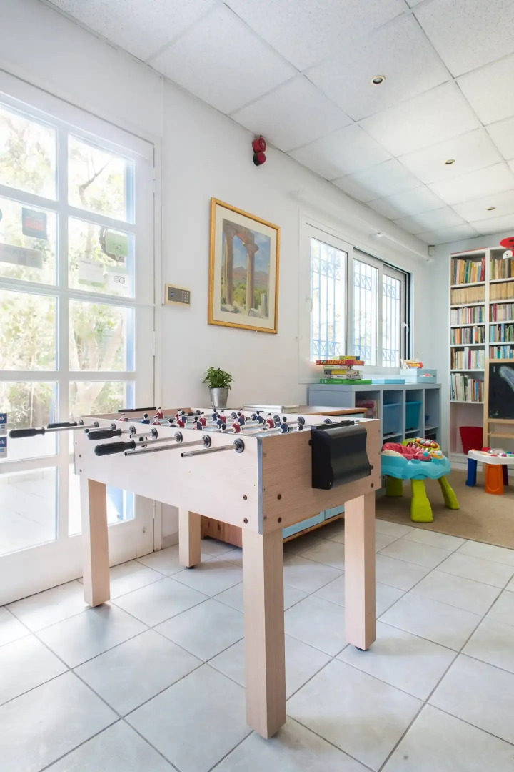 Daphne's Club Hotel Apartments