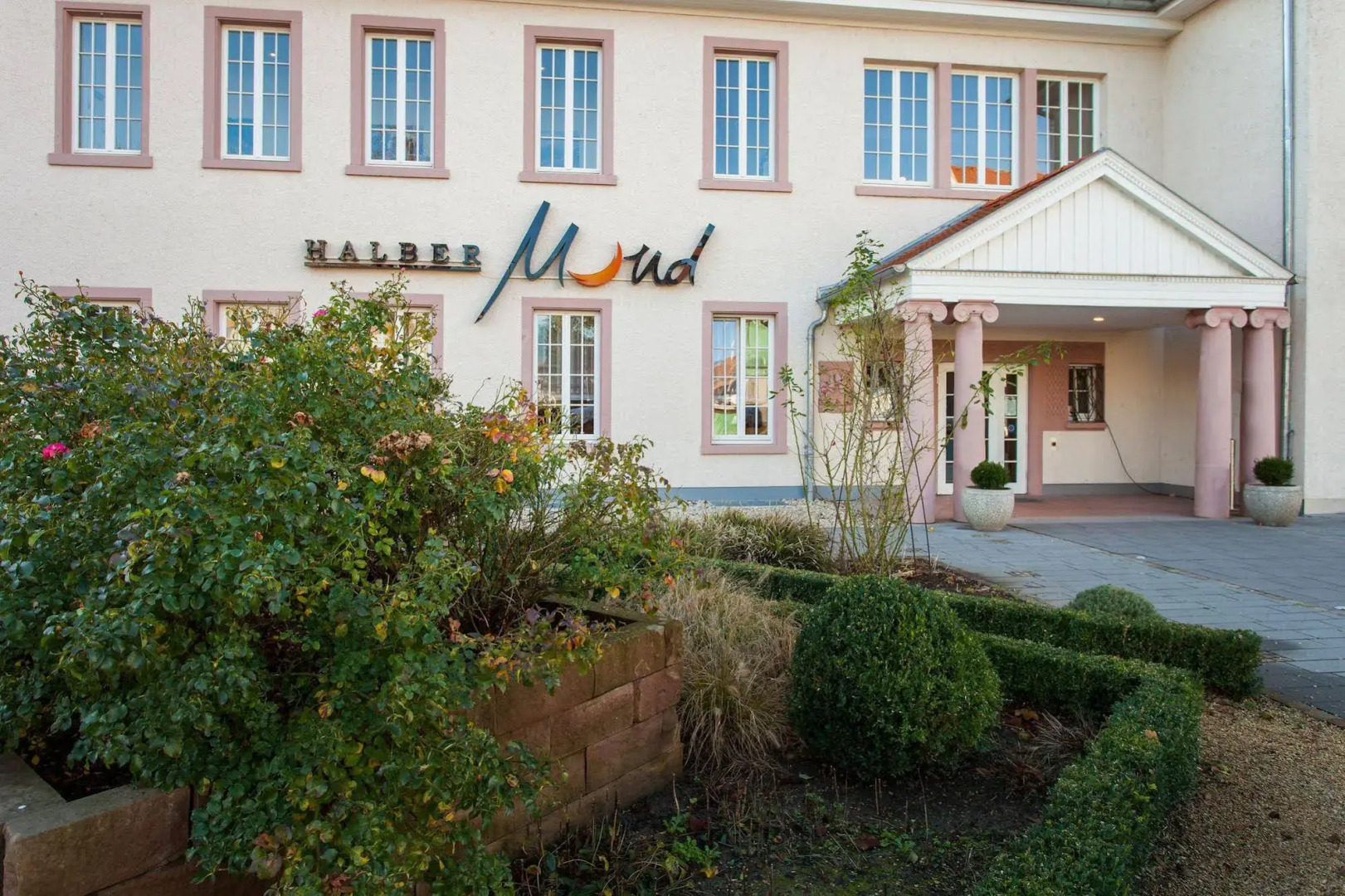 Hotel Halber Mond