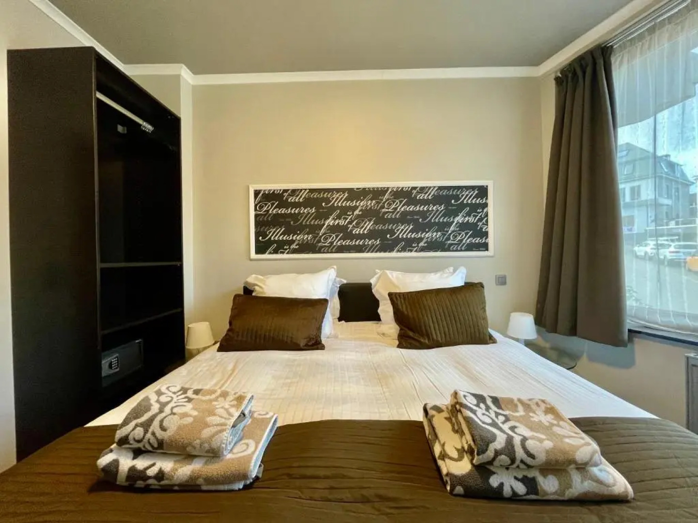 Suite & City Apartments