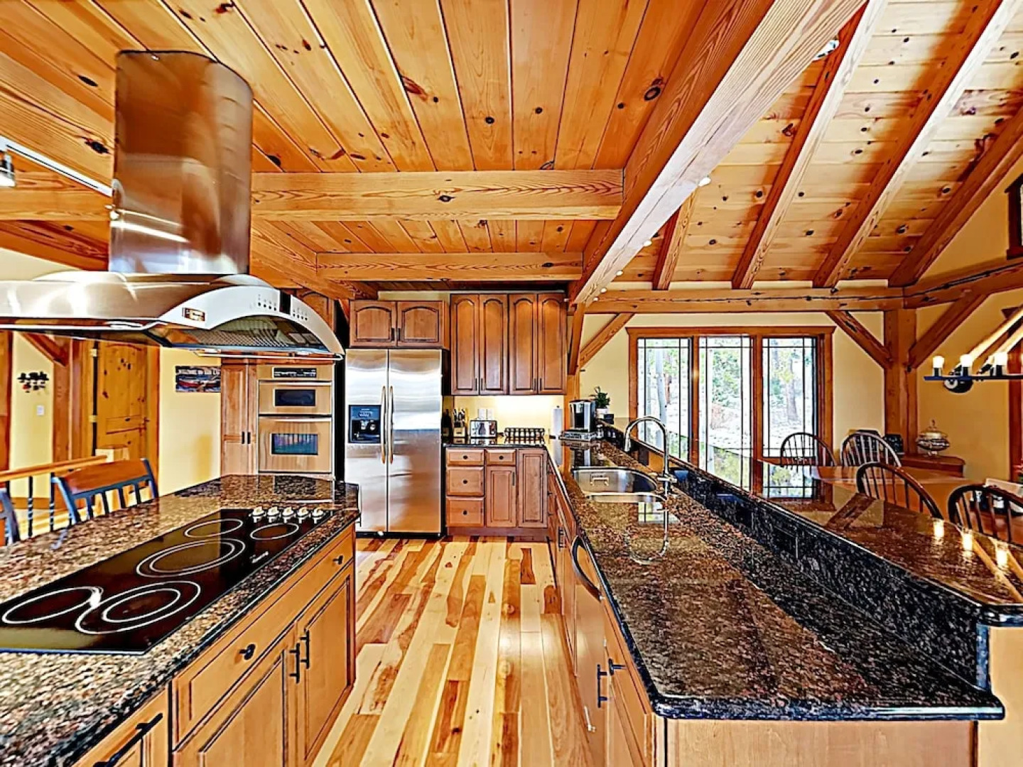 New Listing! Huge Lake-view Haven W/ 2-car Garage 3 Bedroom Cottage