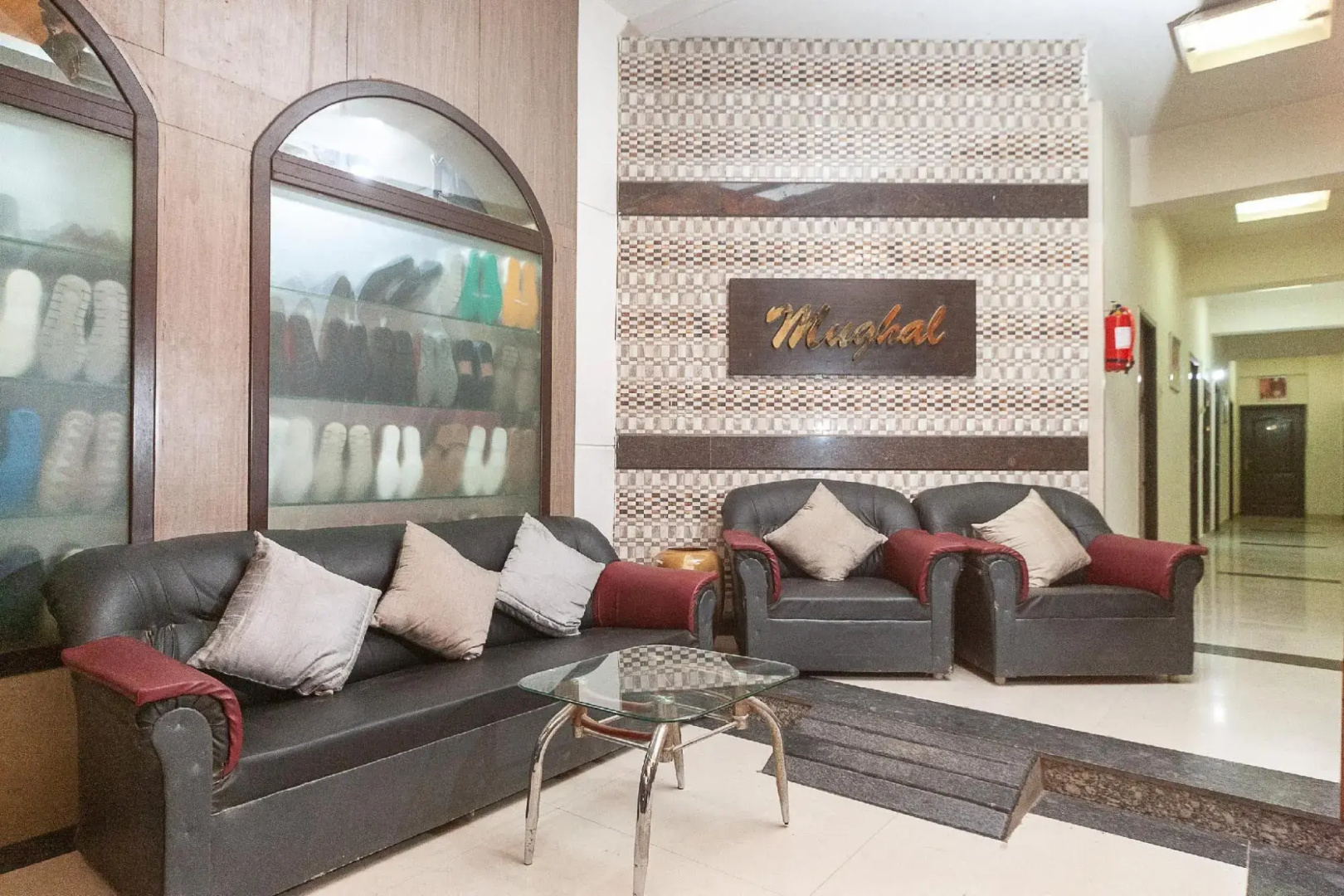 Royal Mughal by OYO Rooms
