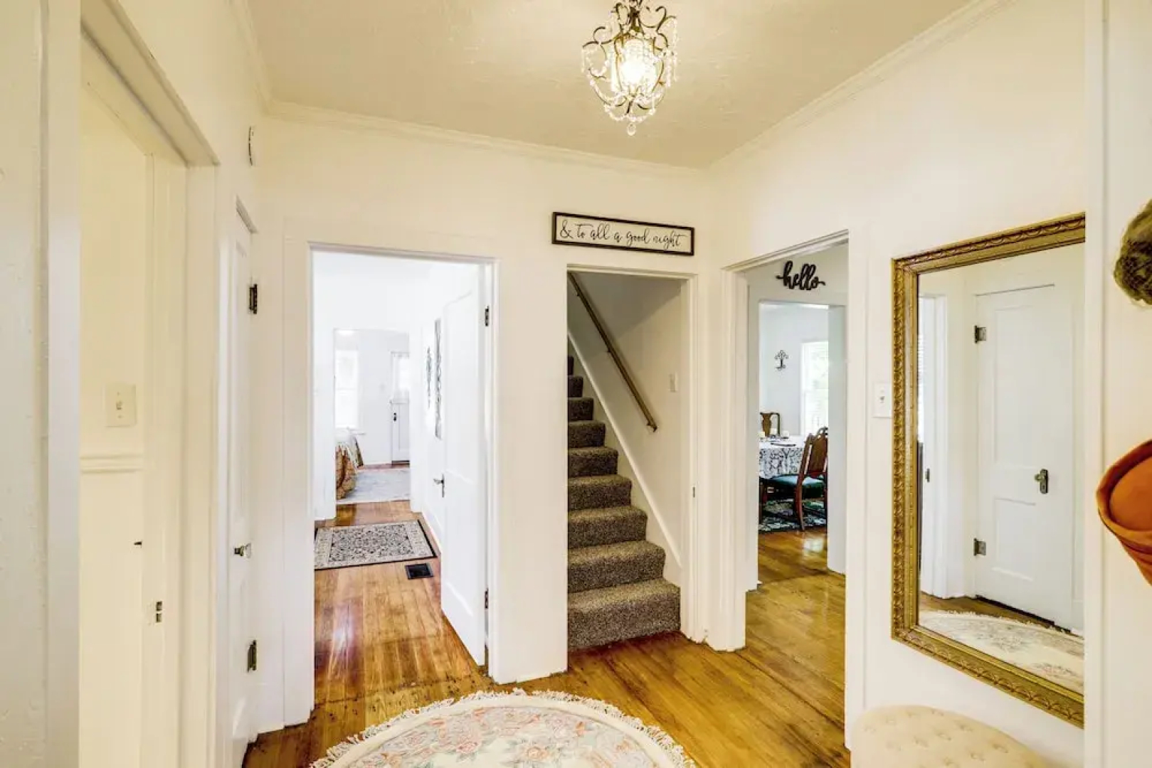 Easy Dtwn Access: Restored 1930s Brenham Retreat