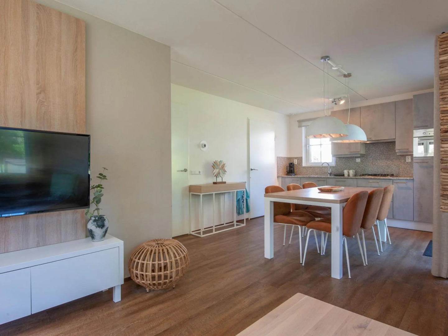 Luxury villa with infrared sauna, in a holiday park, 400 m from the sea