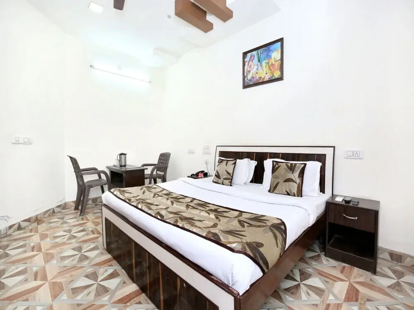 OYO 6939 Hotel Aashiana