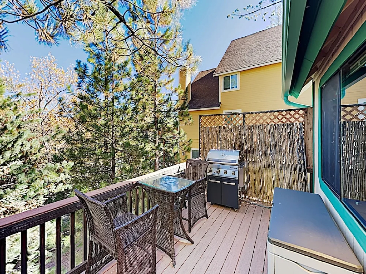 New Listing! Wooded , Decks & Sledding Hill 4 Bedroom Home