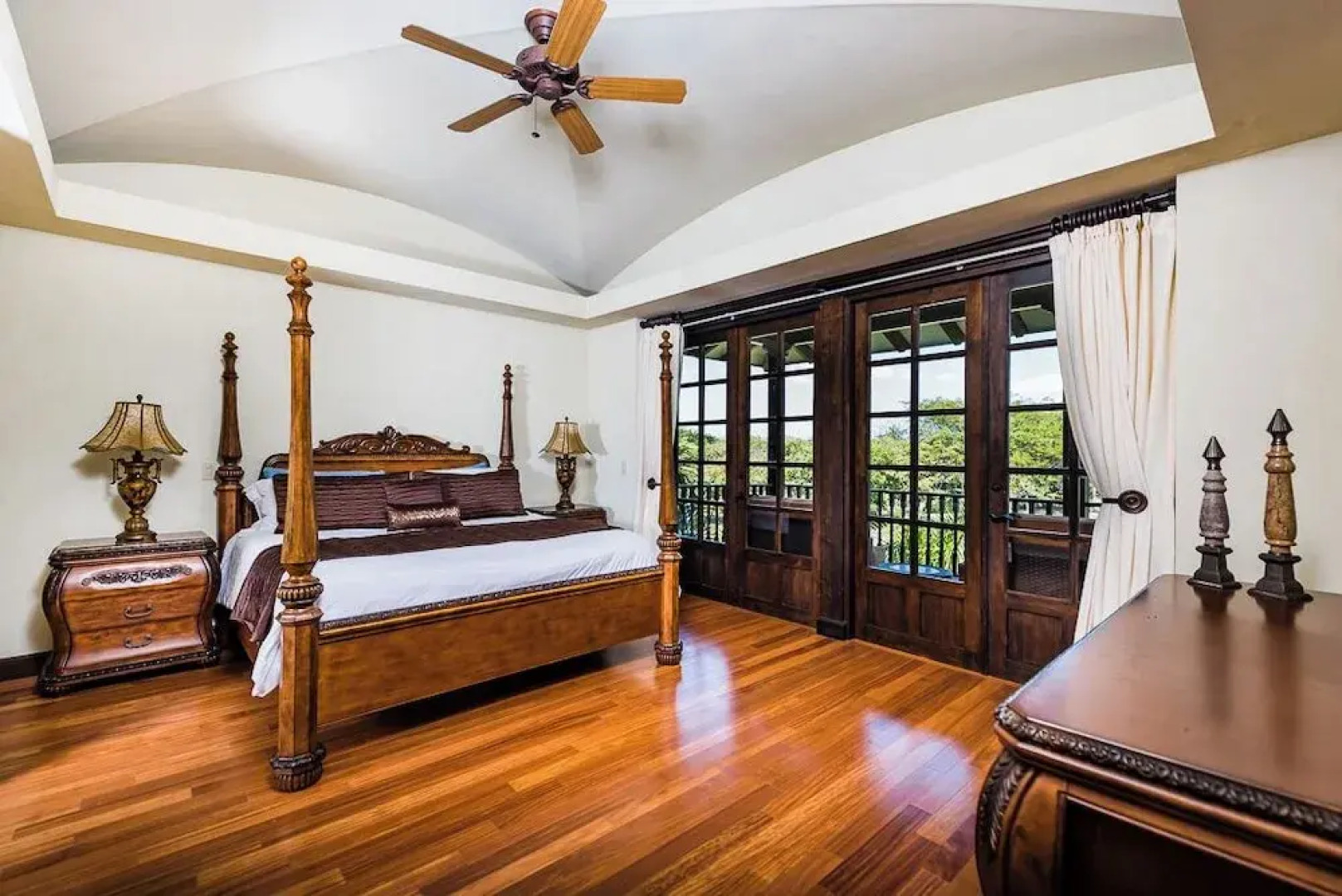 Hacienda Pinilla Vacation Rentals