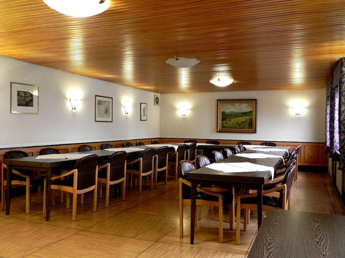 Zur Burgruine Frauenberg