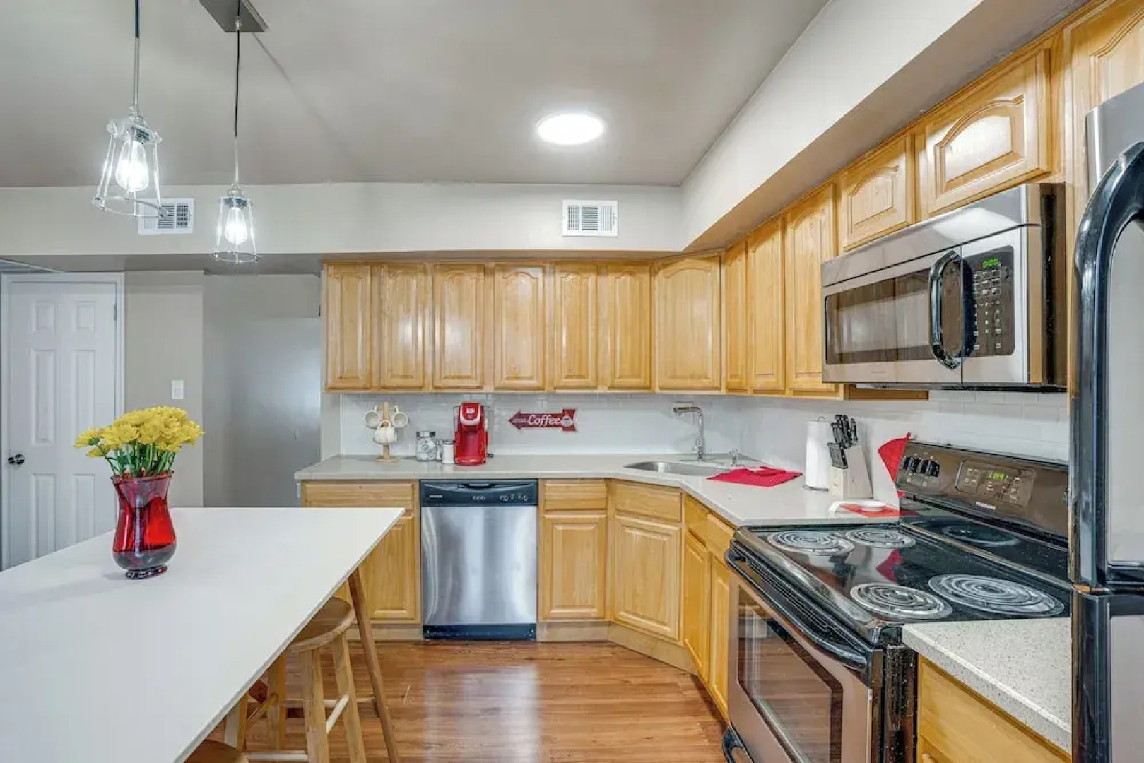 Charming Willow Grove Home w/ Patio + Fire Pit!