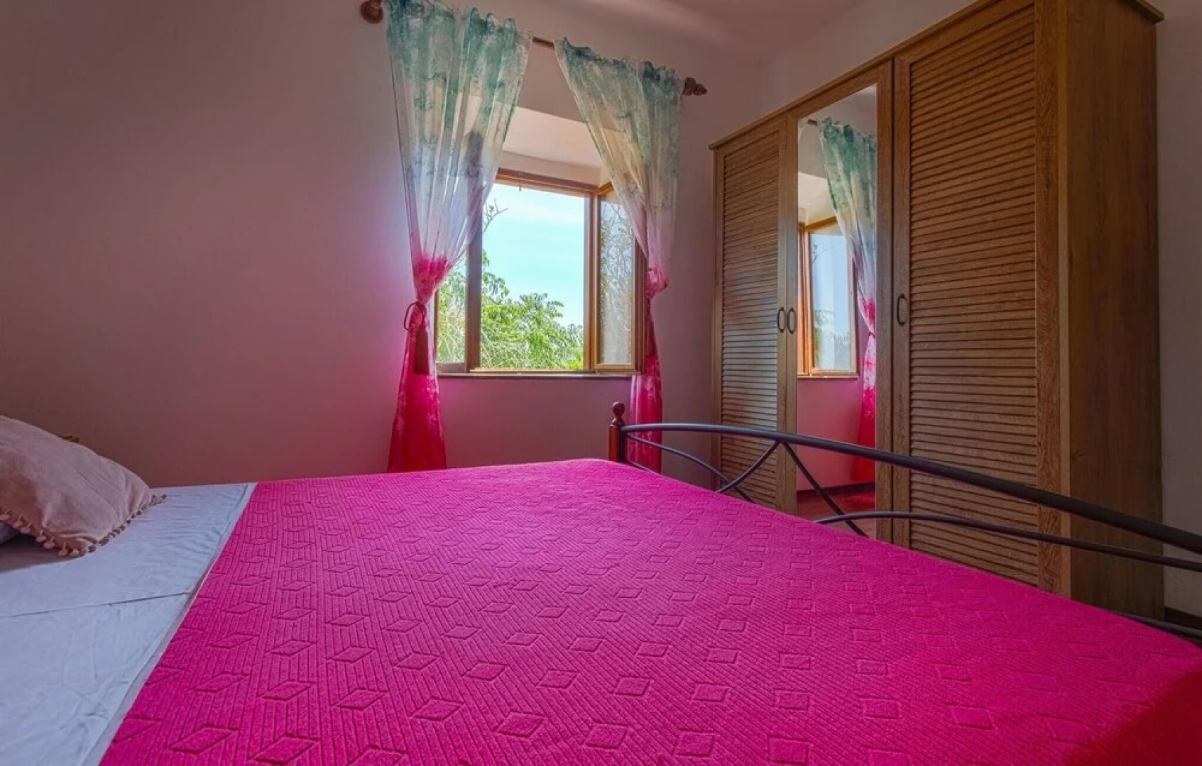 Awesome Home in Zaglav With 2 Bedrooms and Wifi