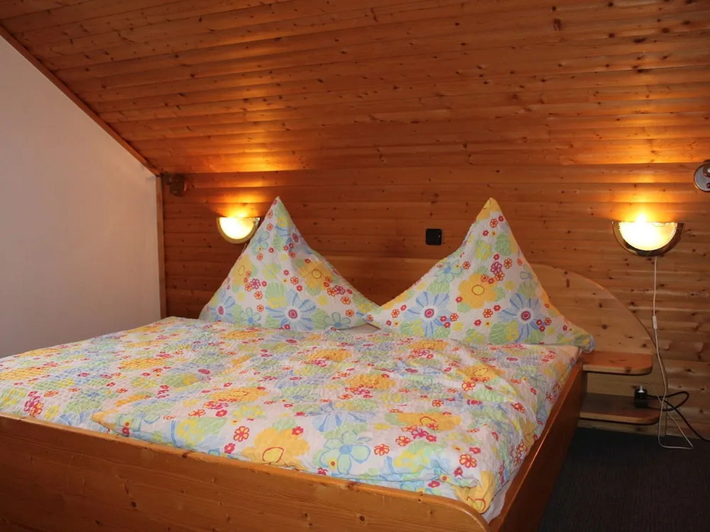 Idyllic Apartment with Balcony, Garden, Bbq, Fireplace