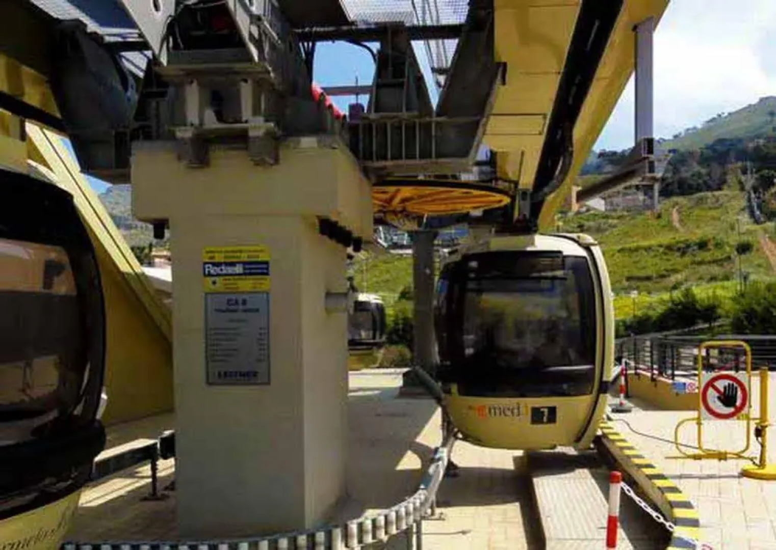 Erice Villa Terrace and Balcony