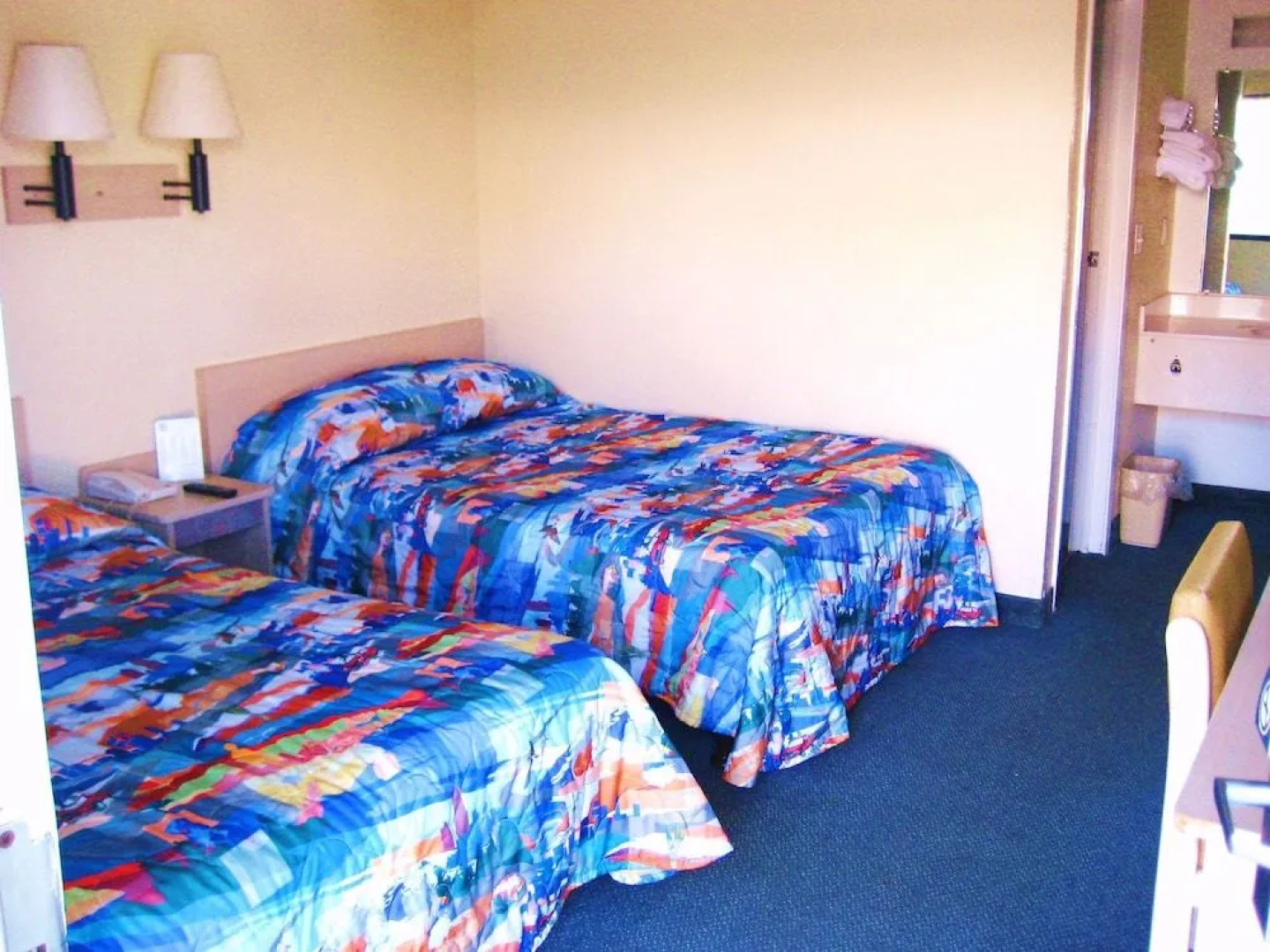 Americas Best Inn Macon