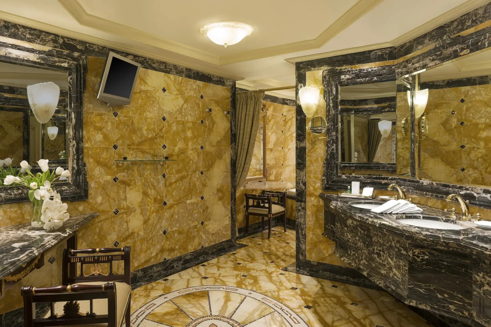 Sheraton Kuwait, A Luxury Collection Hotel, Kuwait City