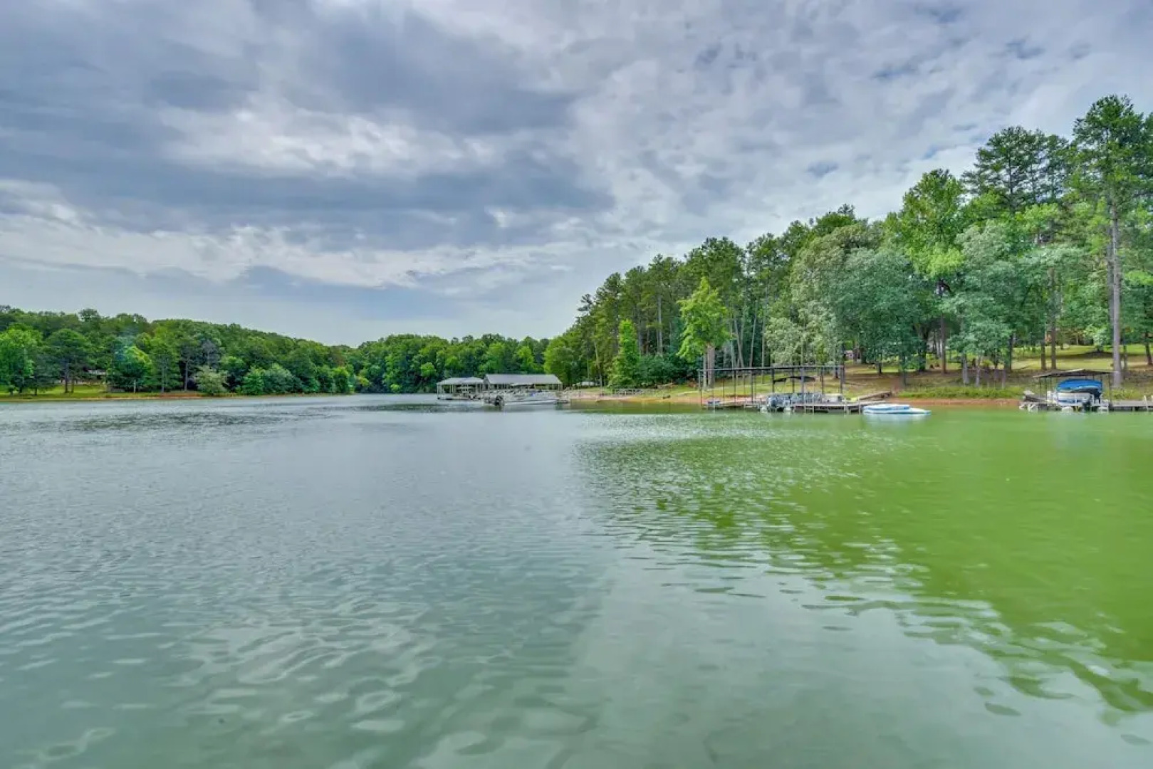 Peaceful Lake Hartwell Hideaway w/ Boat Dock!