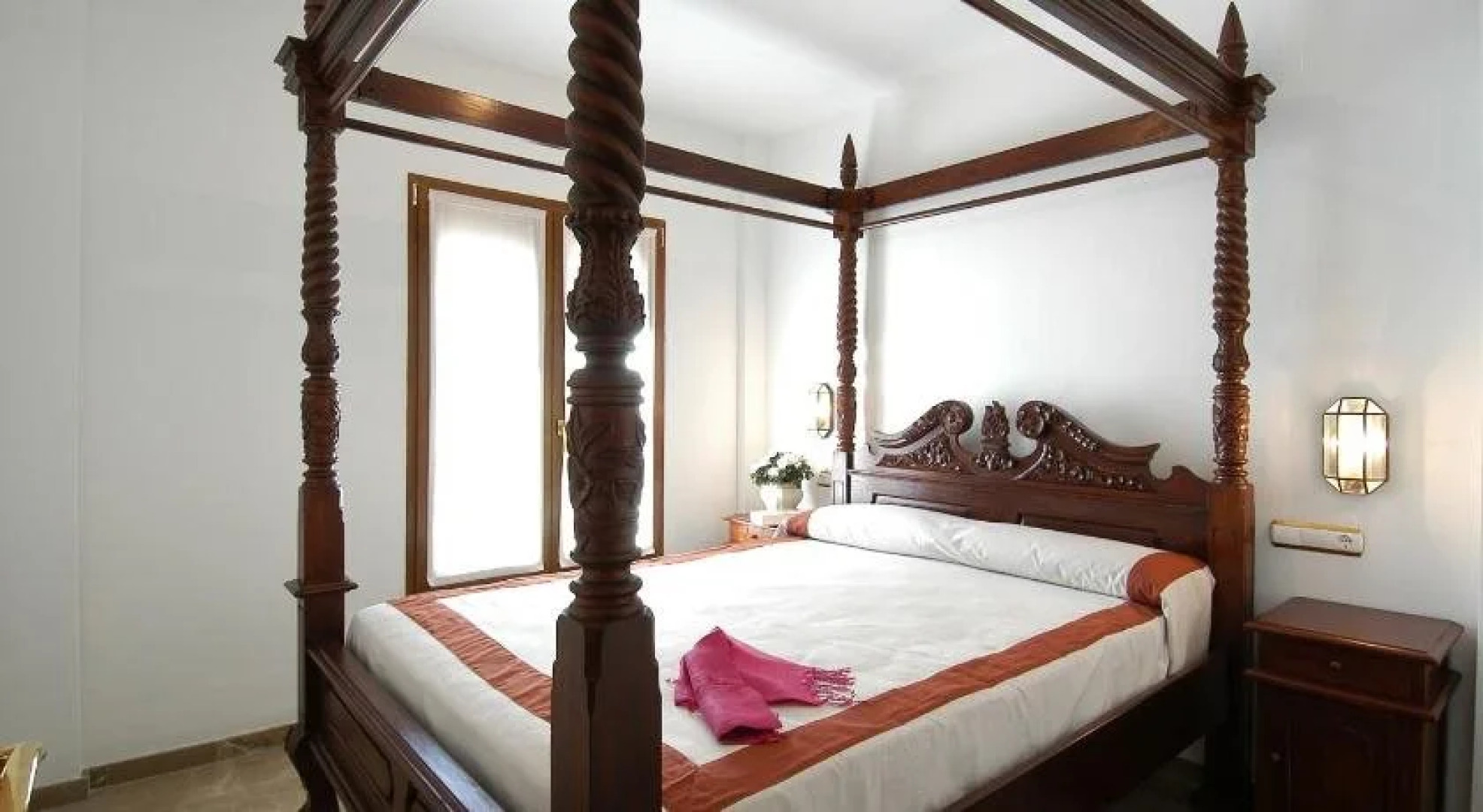 Apartamentos El Tranco del Mar