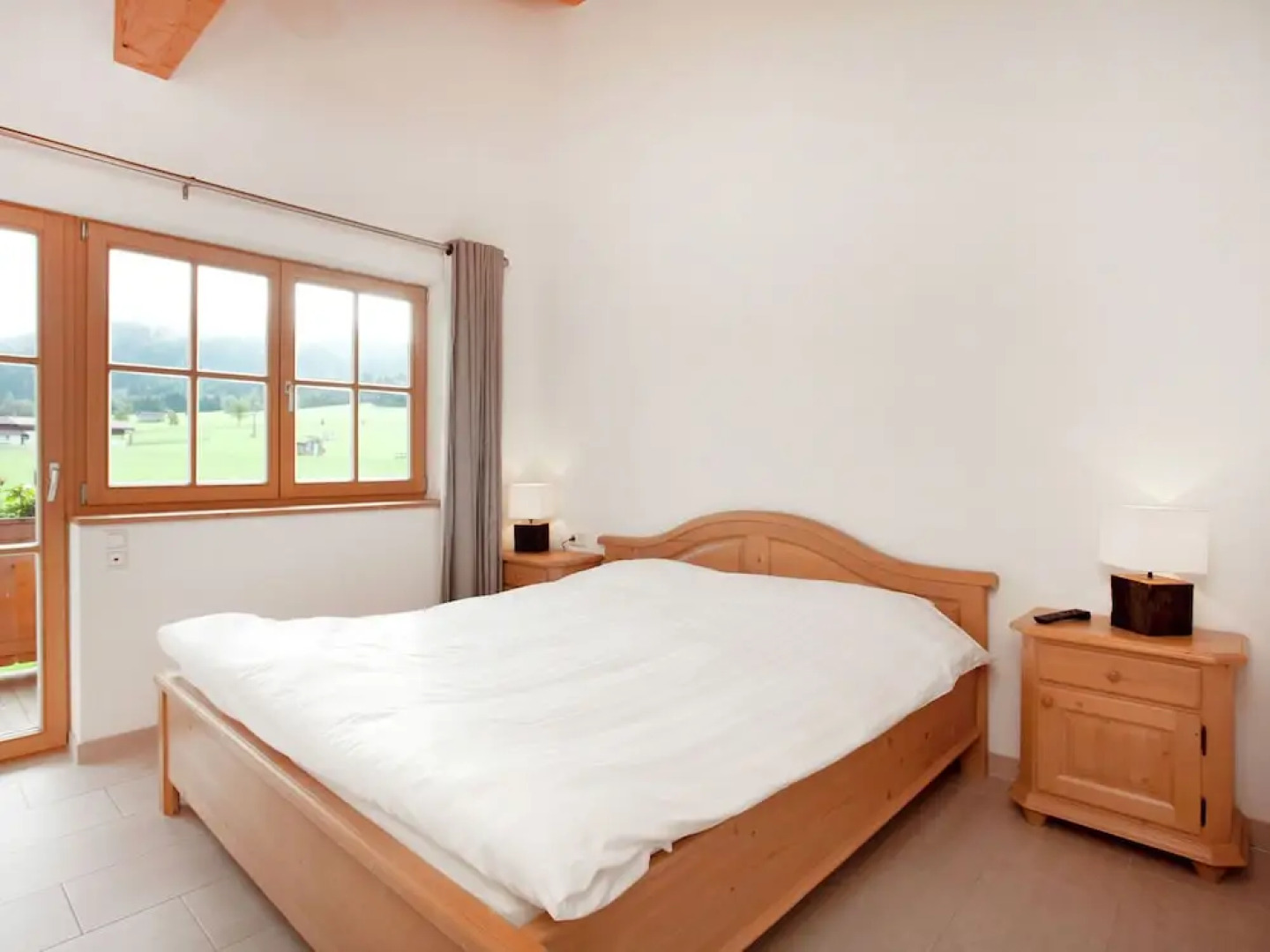 Bright Chalet With Terrace in Saint Jakob in Haus Tyrol