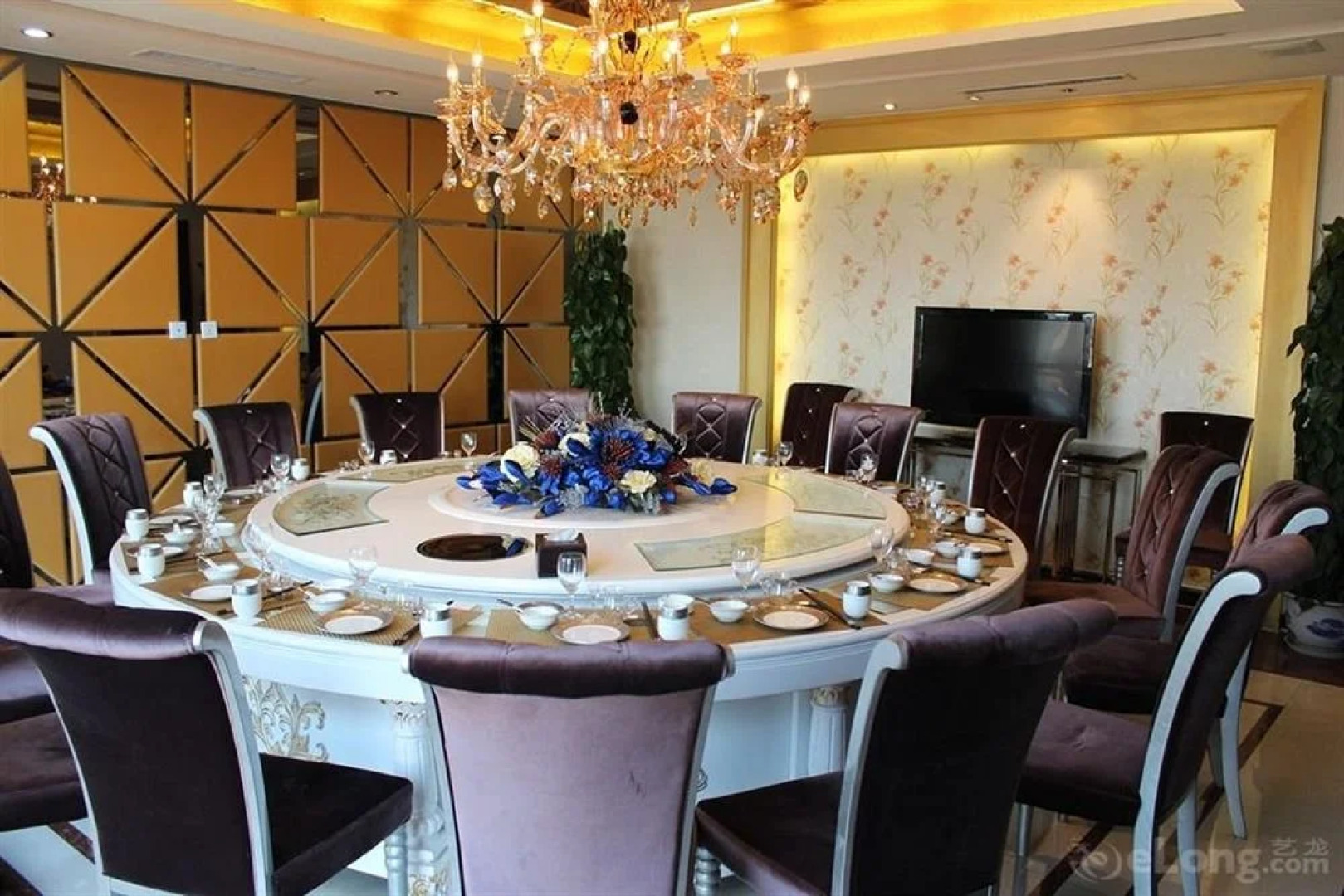 Jinluan International Hotel