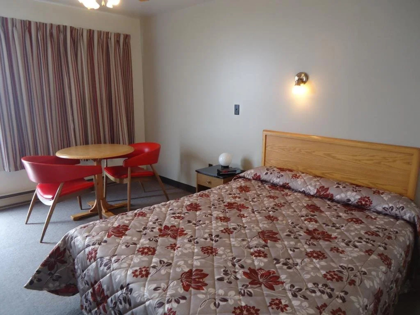 Hotel Motel Le Pharillon