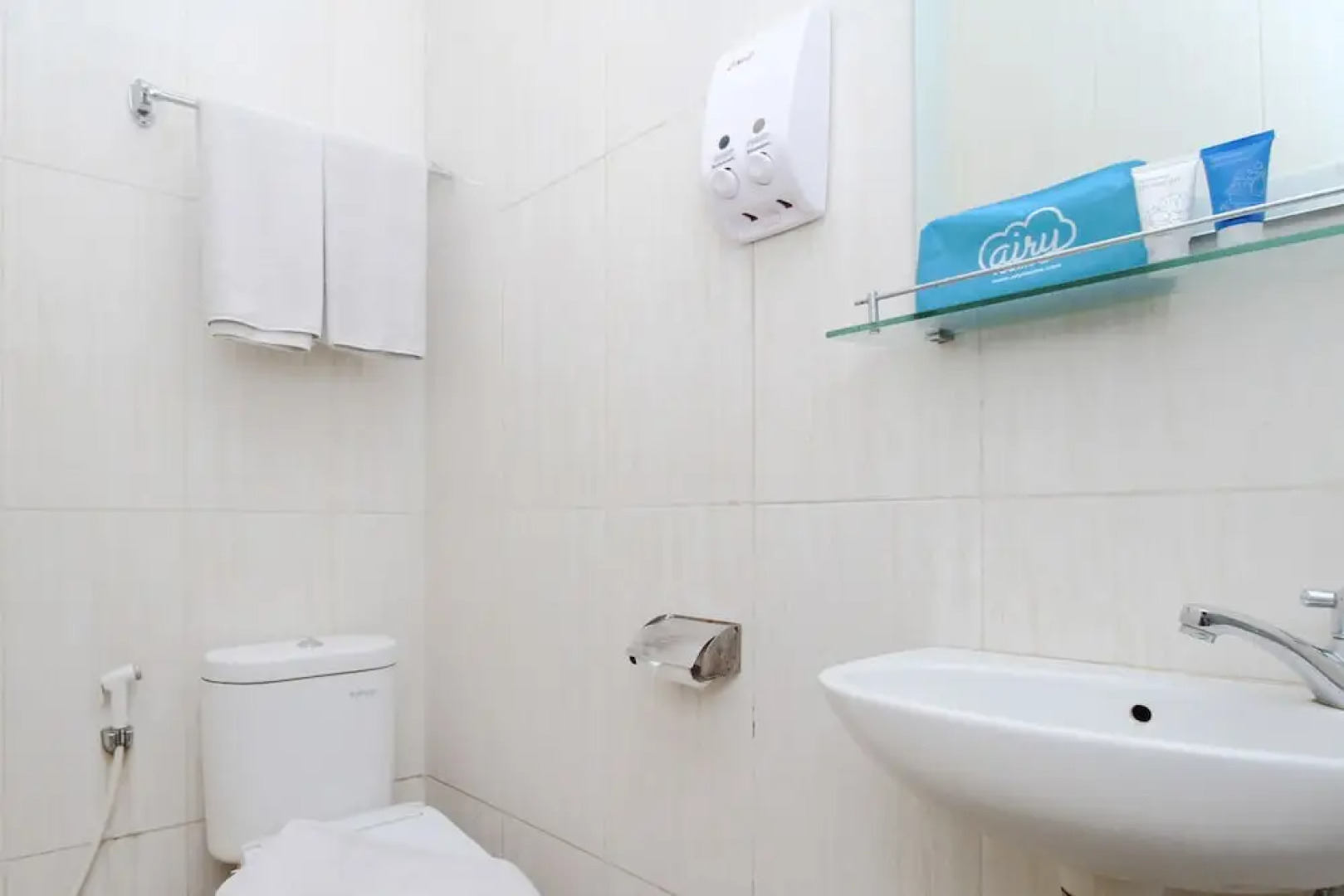 Airy Terminal Tirtonadi MT Haryono 80 Solo